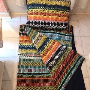 One twin bedspread with one pillow sham!